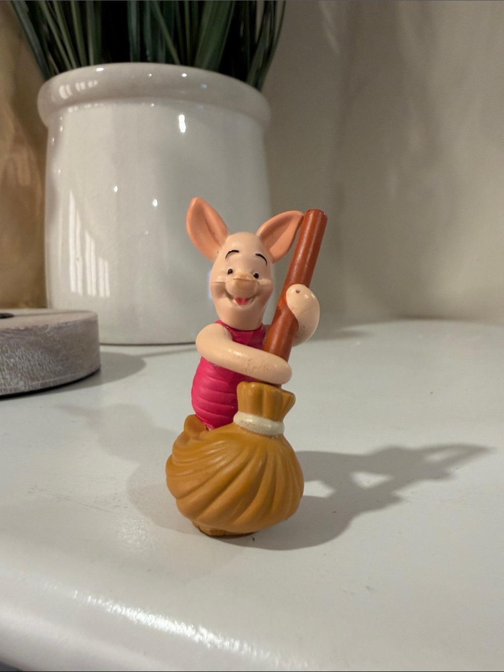 Disney Piglet figure - Great condition!!   kids winnie the pooh toy toys figures